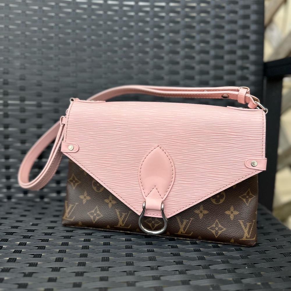 LOUIS VUITTON Saint Michel Monogram Epi Rose Ballerine